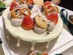 -山与蓝·轻糖鲜果蛋糕(勒泰店)