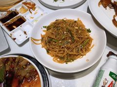 -小桃红·东北菜·春饼烤鸭(南阳湖街店)