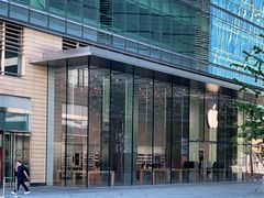 -Apple零售店(华贸购物中心店)