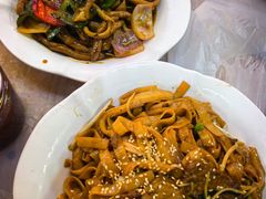 -百老汇美食街