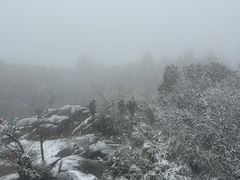 -灵岩山风景区