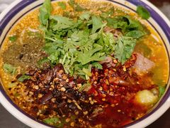 -云阿蛮云南生烫牛肉米线(奉贤路店)