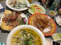 -邑金陵北京烤鸭店·现炒家常菜(ITC MALL店)