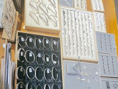 -十八字金·银饰·拼豆·开蚌DIY(魏公芳华里店)