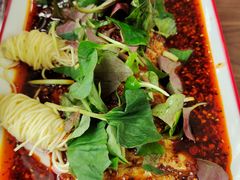 -有红鸡毛店·川菜(建设路店)