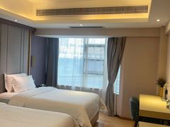 -麗枫酒店(深圳机场福永地铁站店)
