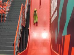 -极限PLAY运动娱乐新世界·团建派对表演休闲馆·室内高空游乐园