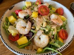 芒果鲜虾沙拉-HELLO 27 意面·沙拉·帕尼尼