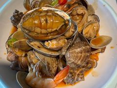 -赶海部落海鲜城(海阳路店)