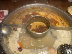 -佬土鹅肠火锅(解放路店)