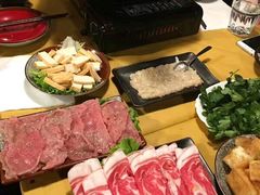 -江湖餐厅–重庆九宫格老火锅