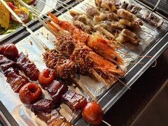 -曼听小寨海鲜烧烤·大连辣炒大王(盖州街店)