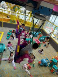 -反弹蹦床公园·运动乐园·团建·亲子派对(深圳观澜湖店)