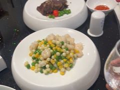 -香山湖家家宴(中山陵店)