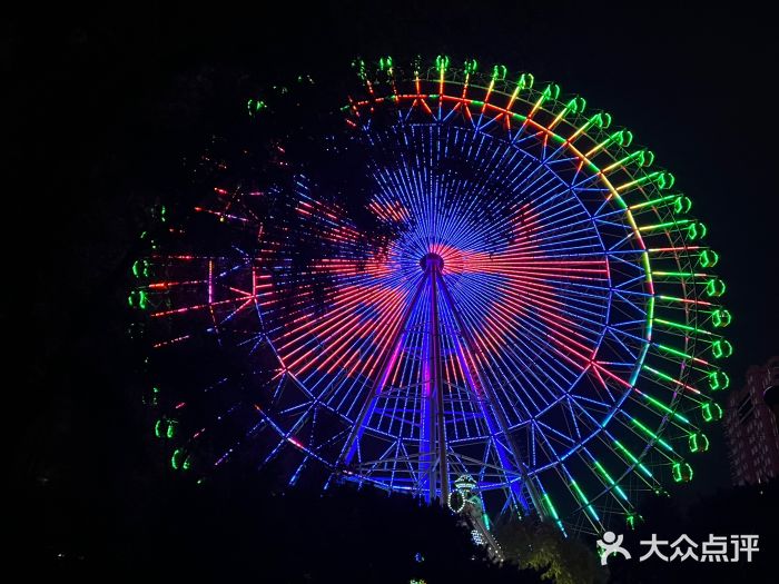 万泉公园图片