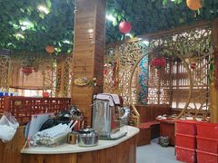 -袁小二大东北铁锅炖(吉祥村总部)