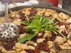 -都江堰石锅鱼