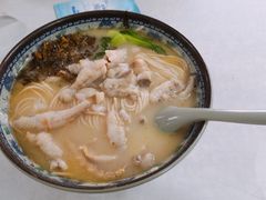 -明呈黄鱼面馆(斜土路店)