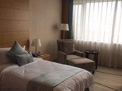 -海创大连科技交流中心(海事大学地铁站店)