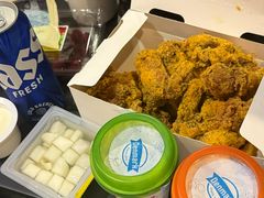 -BHC炸鸡(明洞总店)