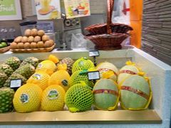 -每日新鲜水果吧(芮欧百货店)