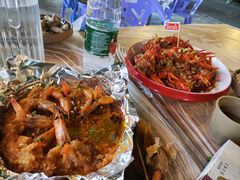 -老街烧烤大排档·地道湖北菜·龙虾馆(汉口火车站店)