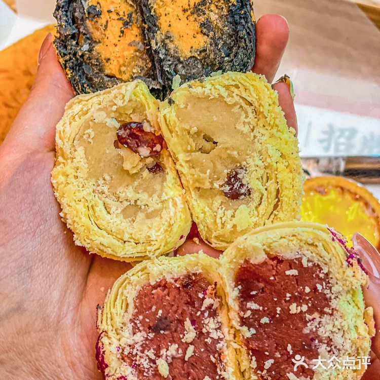 沈阳首家港风烘焙店🛍️超大网红爆款拍照纸袋即可拥有