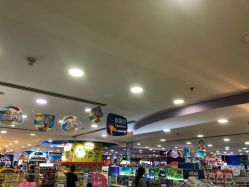 -玩具反斗城(正大广场店)