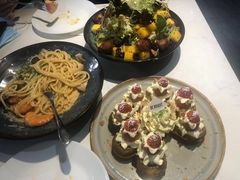 草莓忌廉华夫饼-BE BRIGHT KITCHEN(正佳广场店)