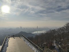 -紫金山山顶公园