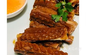 Famous Chaozhou Old Goose Head and Wing Platter