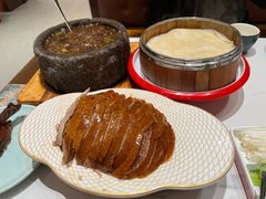 -梅利汴京烤鸭•开封豫菜地标店(东司门店)