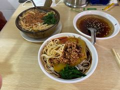 -洪记凉米线(新兴路店)