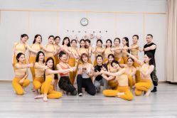 -亚太瑜伽普拉提学院