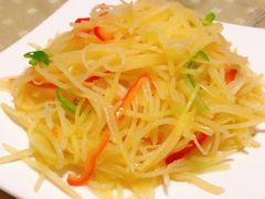 -苏莱特色牛骨滩羊手抓馆(长城东街总店)