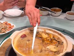 -天宜隆蘑菇宴火锅(石景山旗舰店)