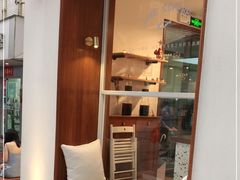 -Line 咖啡(石厦花园店)