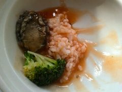 -淄博蓝海国际大饭店·蓝钻国际美食自助百汇(柳泉路店)
