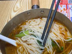 -魔都三兄弟酸辣粉·蘸卤炸串(虹桥万科店)
