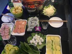 -唯爱KTV聚会餐厅(仙林东城汇店)