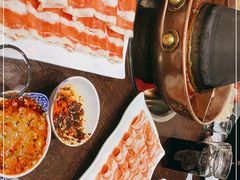 -楼外楼大刀肉传统火锅居(幸福街店)