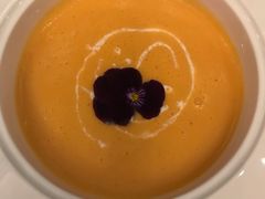 -龙虾酒吧扒房(宁波香格里拉店)
