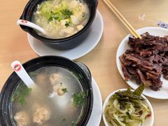 -闫家驴肉老店(华电一校店)