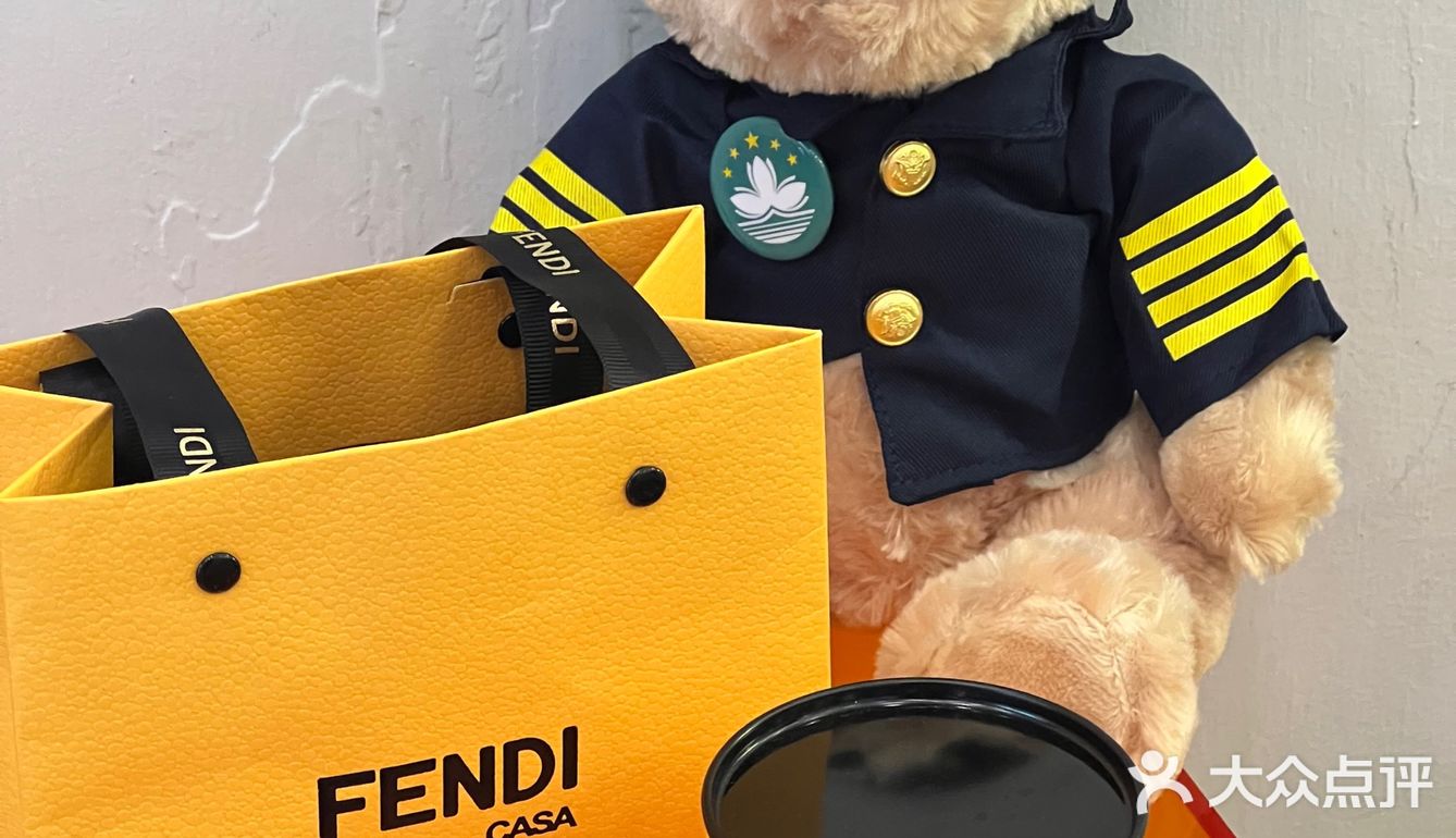 🇲🇴澳门卷起来！喝Fendi芒果咖啡🥭就给你制服小熊🐻