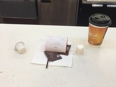 -麦当劳(轻轨曹杨路店)