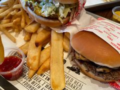 -FATBURGER 特富客汉堡(外交公寓店)