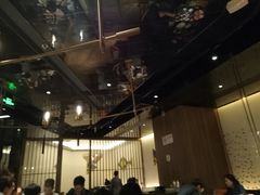 -捞王锅物料理(上海世茂广场店)