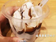 巧克力新地-汉堡王(EAC欧美中心店)