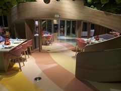 -水桶王国主题餐厅·聚会·生日派对·亲子活动·家庭套餐(亚龙湾希尔顿店)