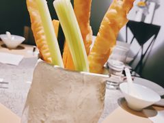 -穹六人间 people 6(岳阳路店)